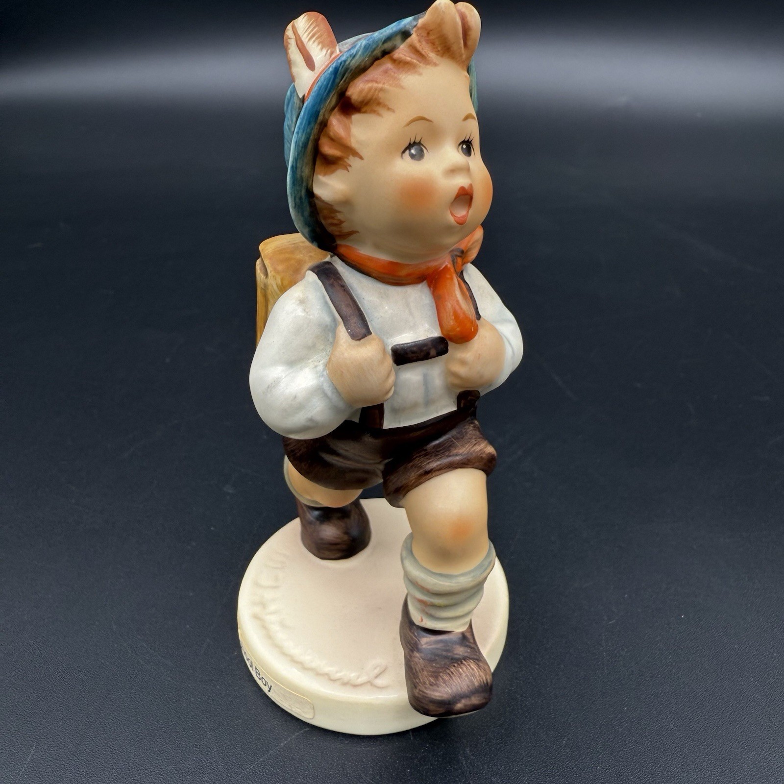 HUMMEL GOEBEL Figurine SCHOOL BOY 82 2/0 Made in Germany