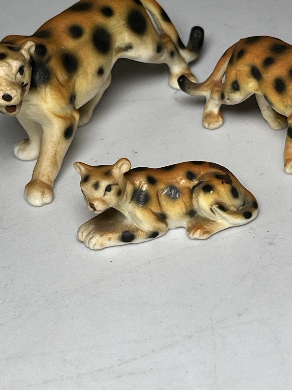 VTG Mid Century 3pc MCM Leopard Ceramic Miniatures Cat Figurines 1-1/4”-2-1/4”