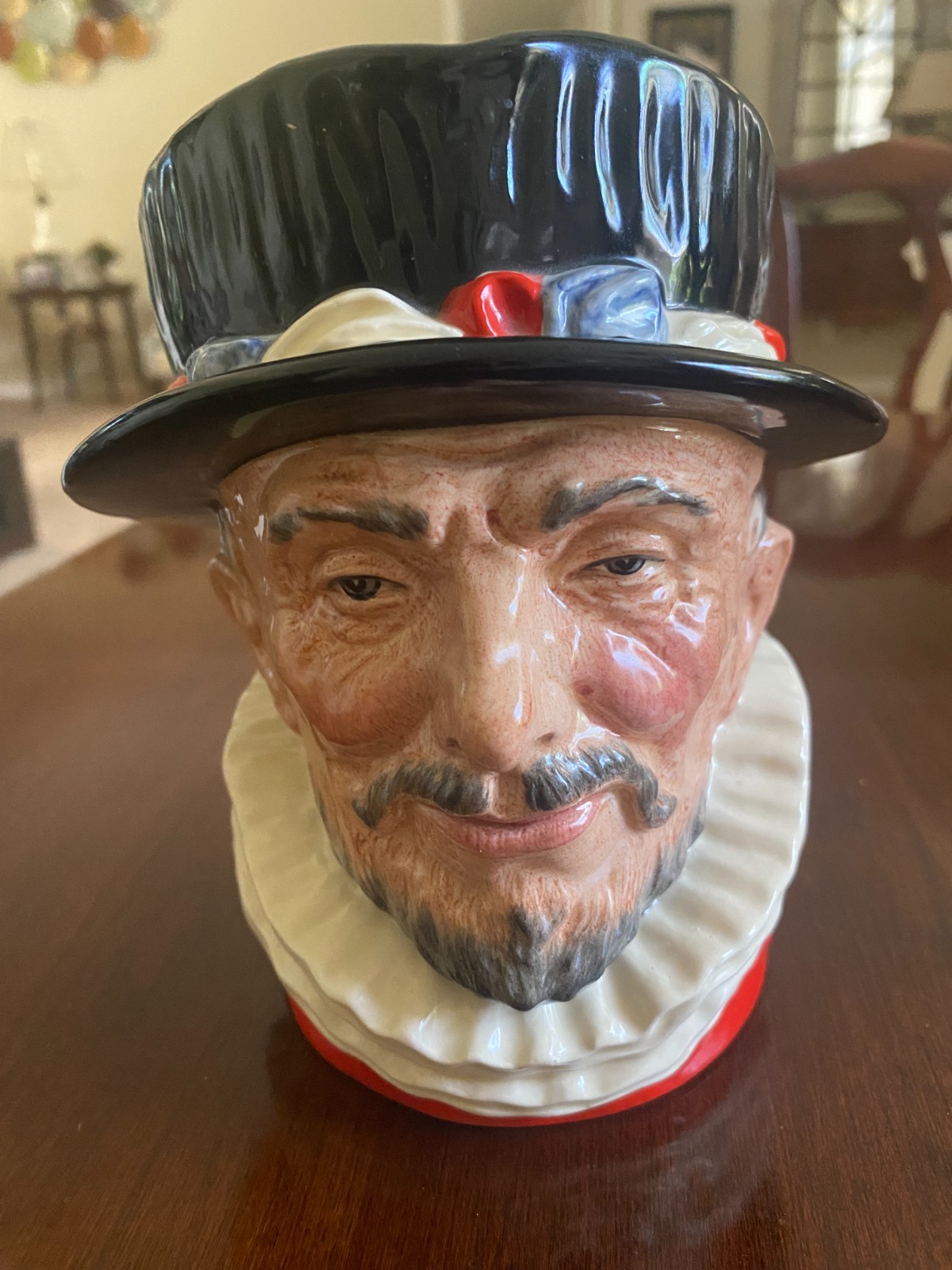 Vintage Royal Doulton D6206 Beefeater Toby Character Jug Mug Large 6 1/2″ 1946