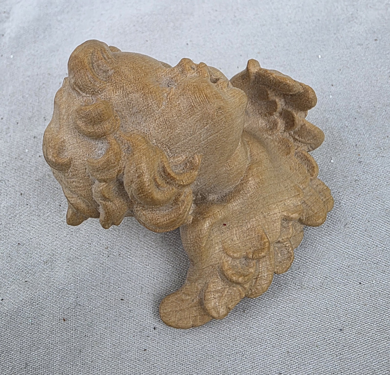 Vintage Italian Style Wall Angel Head with Breast Feathers – Unmarked