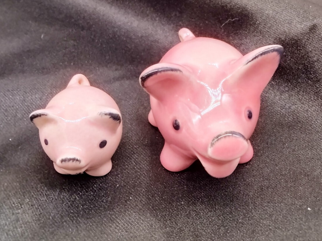Vintage Goebel Pink Pigs Figurines W. Germany Set of 2 Good Luck Pigs 1-1.75 IN