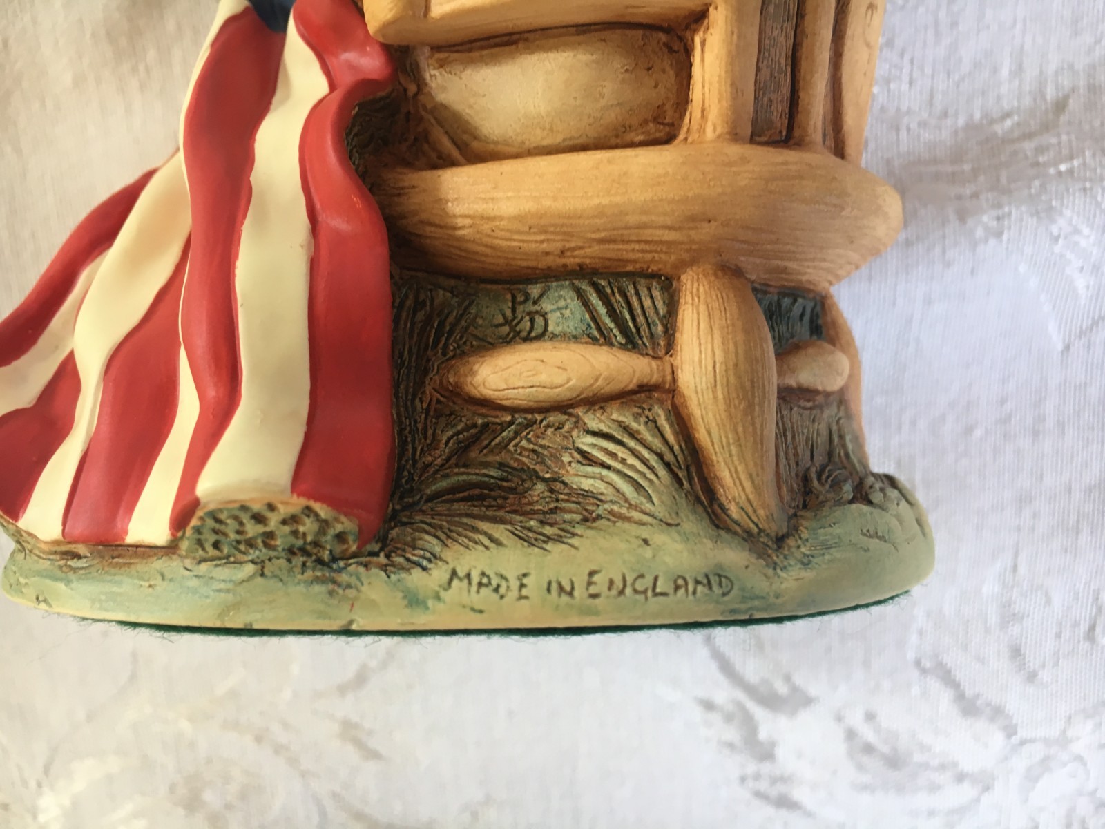 Pendelfin American Flagmaker USA Betsy Ross Figurine Made In England