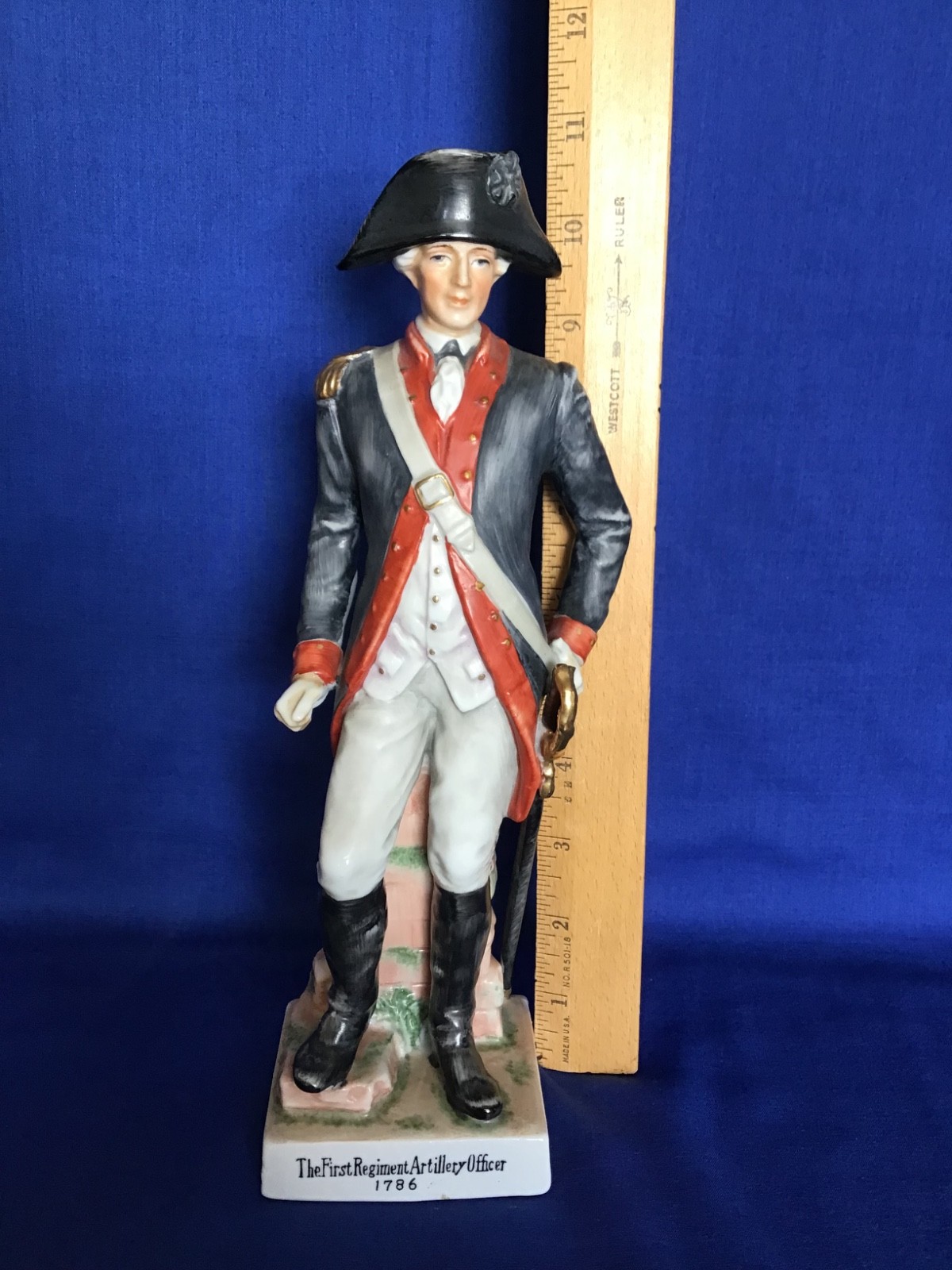 ANDREA BY SADEK “THE FIRST REGIMENT ARTILLERY OFFICER 1786” FIGURE MADE IN JAPAN