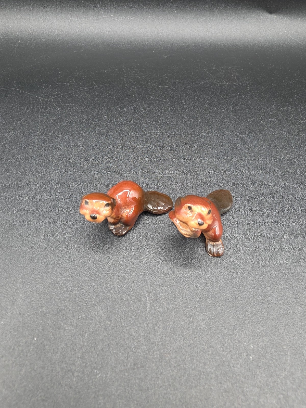 Set of 2 Vintage Hagen Renaker Mini Beavers – EXCELLENT !