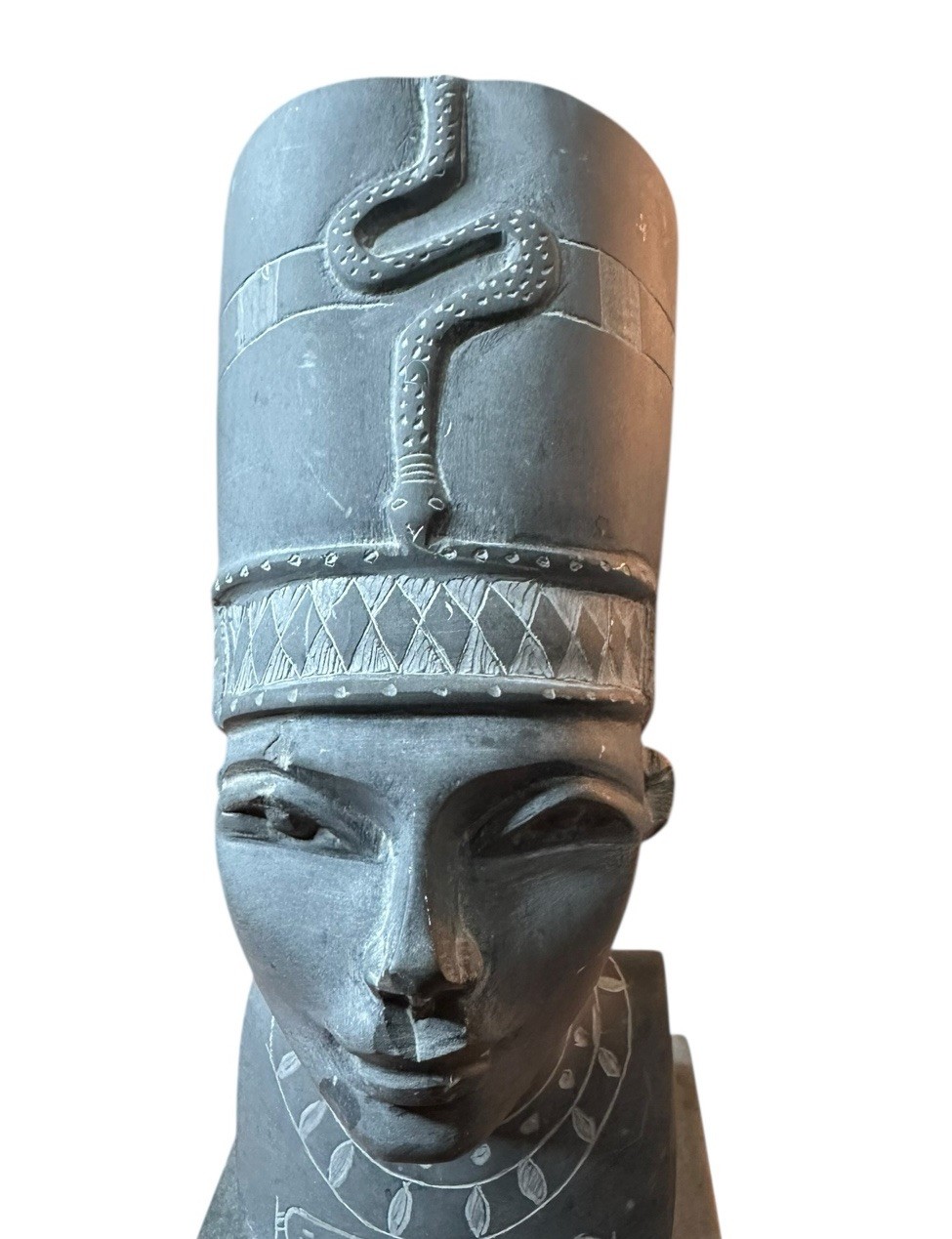 Th Egyptian Basalt Stone Hand Carved Queen Nefertiti Statue Figure Bust 13.5 In