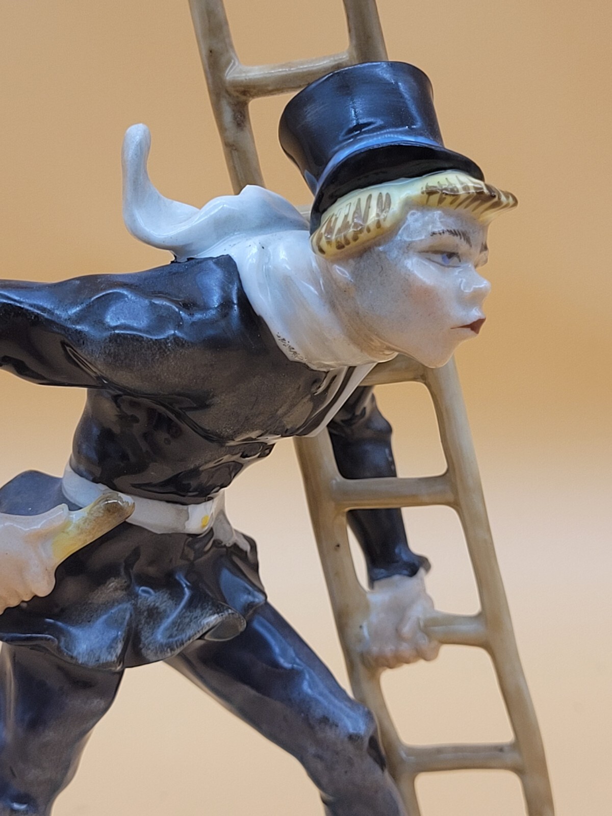 LORENZ HUTSCHENREUTHER KARL TUTTER CHIMNEY SWEEP MAN FIGURINE VINTAGE GERMANY