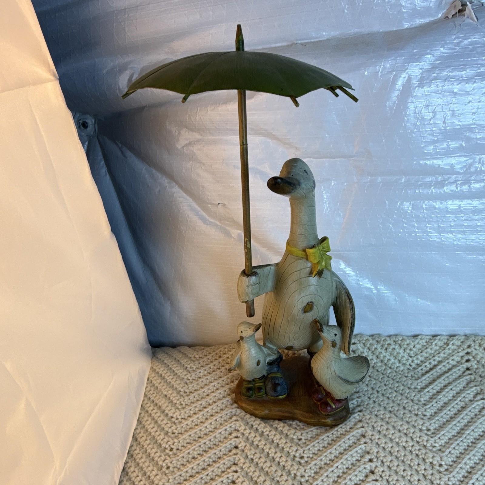 Painted Resin Duck Family Figurine Under Green Umbrella 11 in Animal Decor
