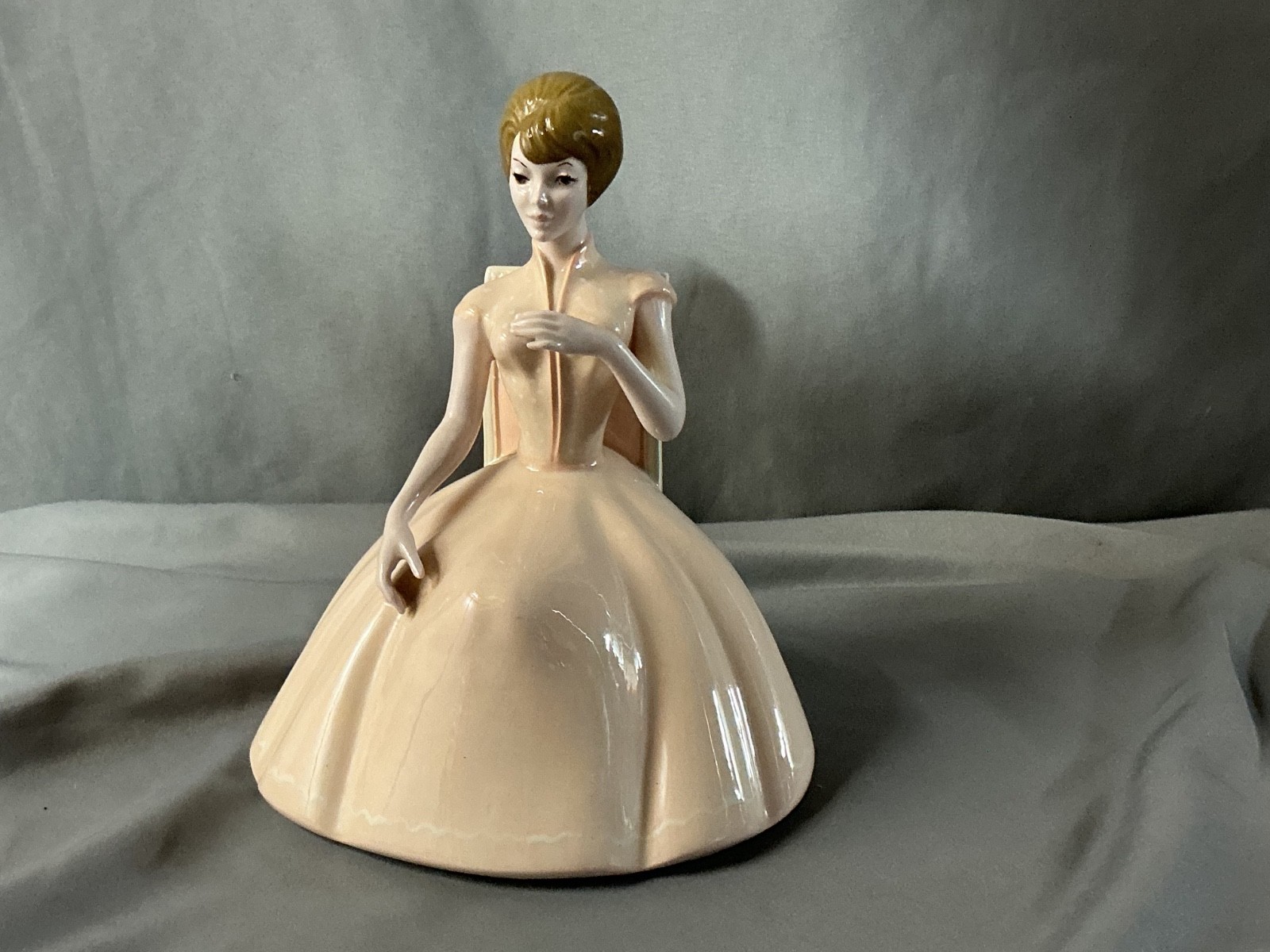 MCM RARE Atlantic Mold Woman in Chair Figurine