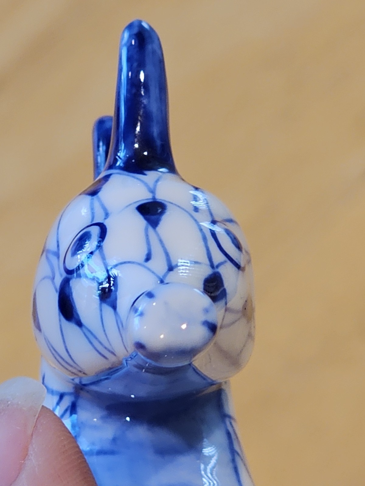 Andrea By Sadek Blue & White Fishnet Seahorse Porcelain 4 5/8″ Figurine