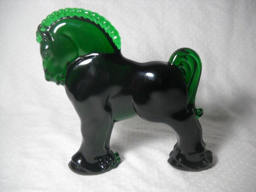 Heisey by Mosser Emerald Green Clydesdale Horse 7″ Tall Made for Longaberger