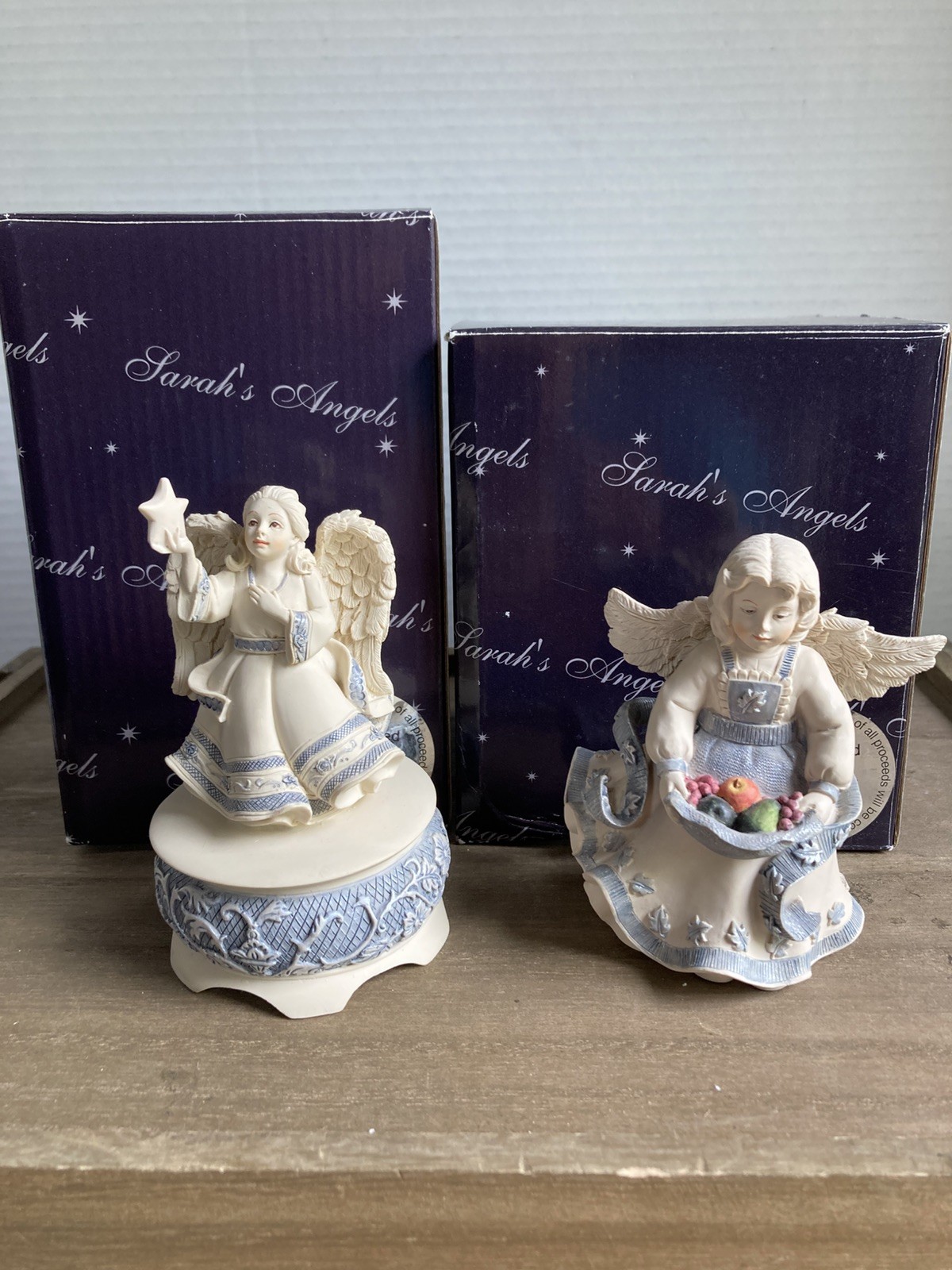 Sarah’s Angels Figurines ~ Set of 2 ~ 2001-2002 ~ Giving ~ Trinket box