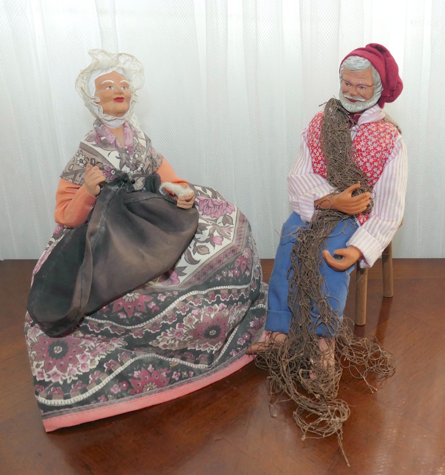 Vintage French Santon De Provence Hand Painted Terracotta Old Couple 2 Figurines
