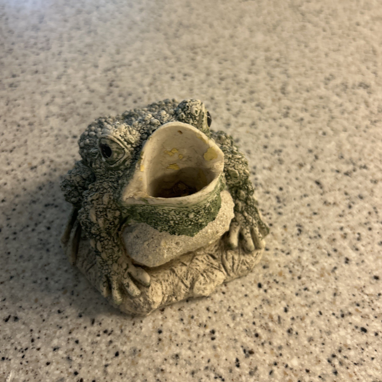 Vintage Stone Critter Little Frog/Toad Heavy