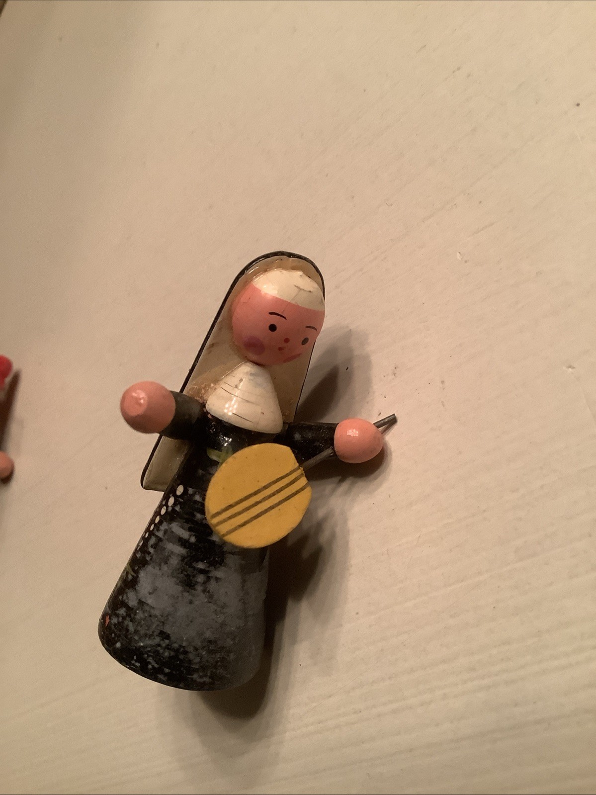 6 Vtg Lot Mini Nuns sisters orchestra band wood Japan Shackman * 2 Arms Missing