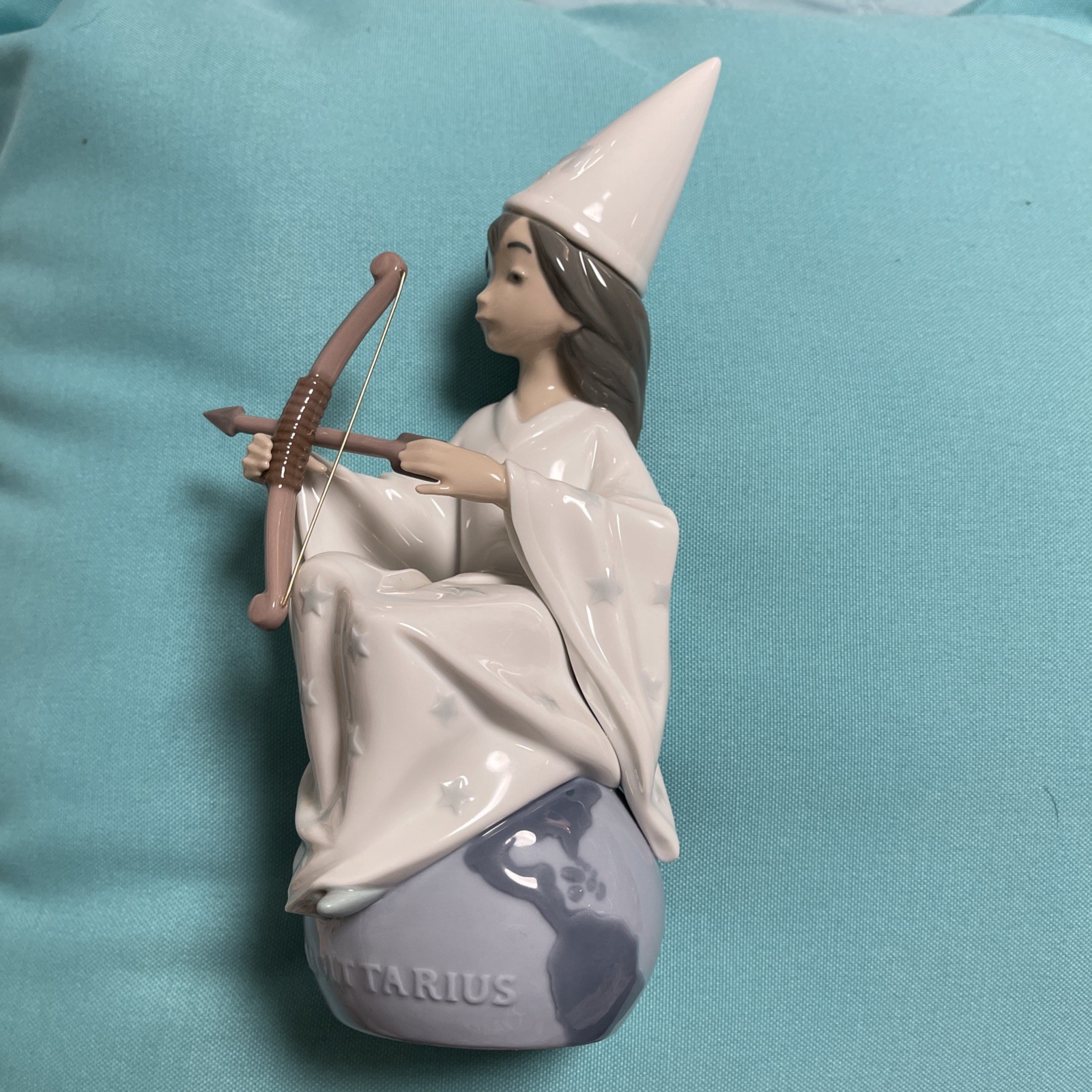 LLADRO Sagittarius the Archer 6217 Porcelain Glossy Vintage RETIRED