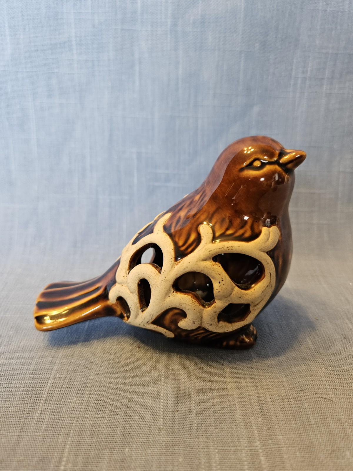 Ceramic Glazed Brown Bird Figurine With Cream See Through Wings 4.5 W X 3.5 Tall
