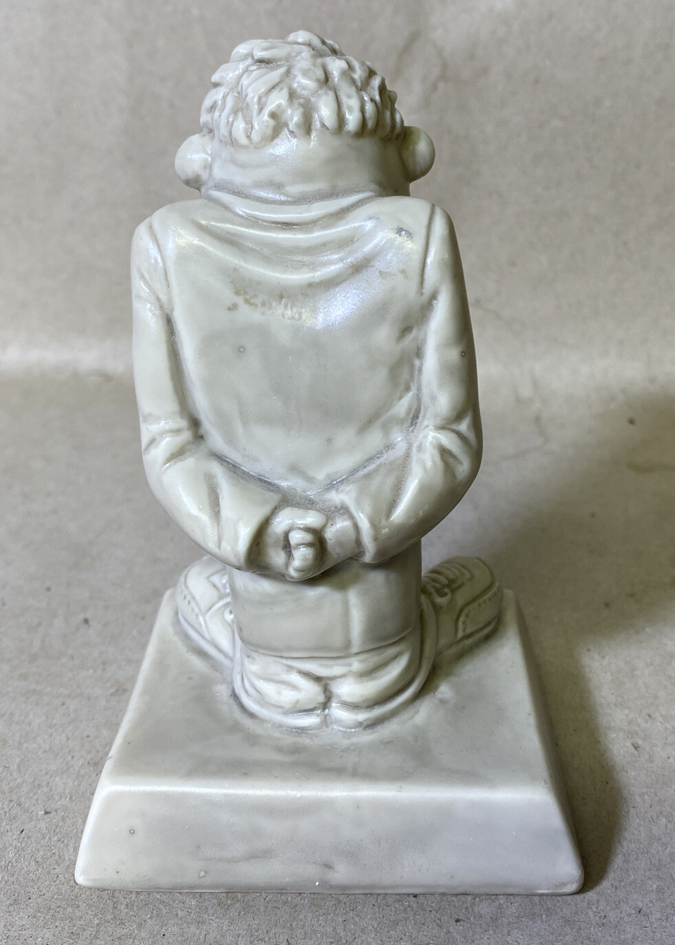 Vintage American Greetings Russ Berrie “Dirty Old Men Need Love Too” Statue 5.5”