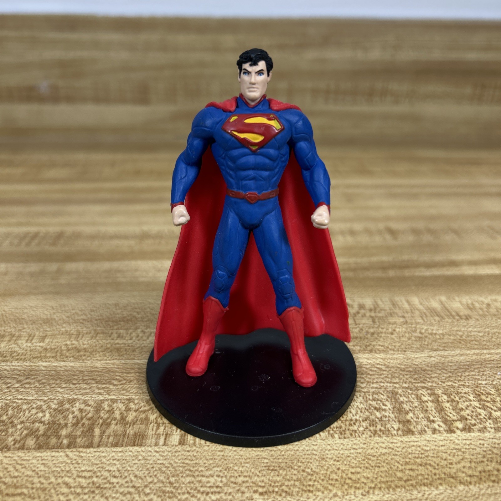 DC COMICS SUPERMAN FIGURINE CAKE TOPPER LOOSE