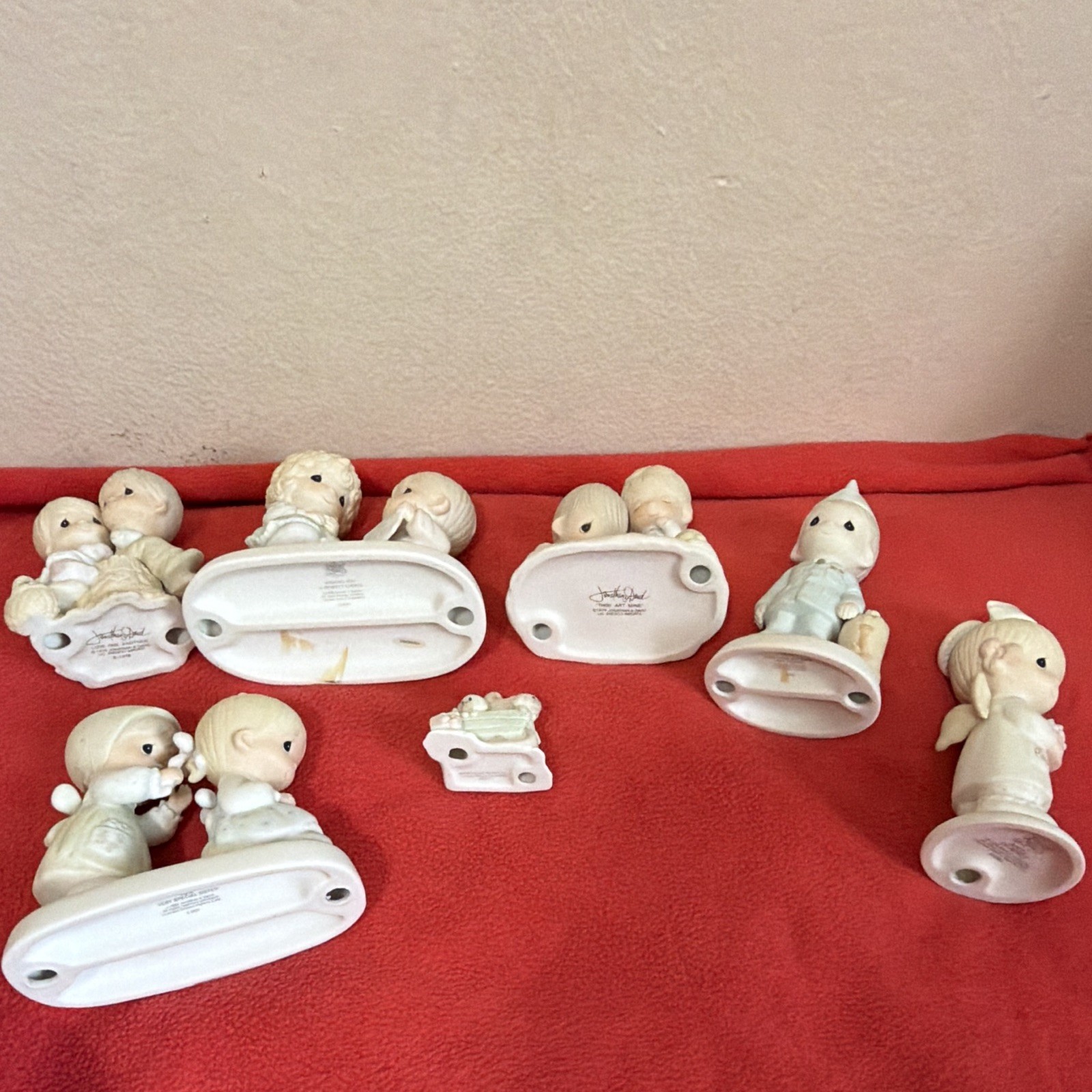 Enesco Precious Moments Porcelain Figurine Lot of 8 Angel People Multicolor