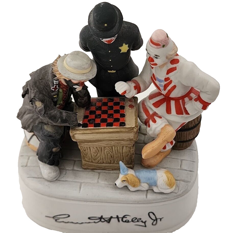 San Francisco Music Box Porcelain Emmett Kelly Jr Clown Game of Checkers