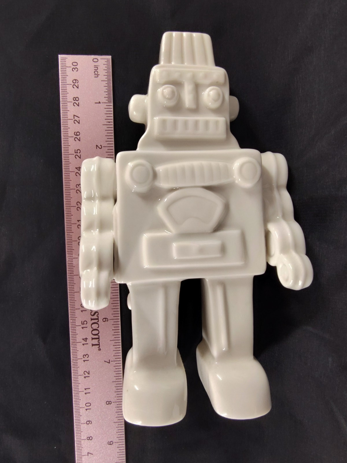 Siletti My Robot Retro Porcelain Memorabilia Figurine 8.5 in x 4.5 in
