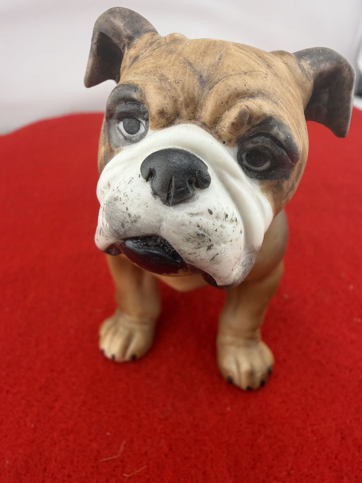 Vintage Porcelain Bulldog Figurine – Brinn’s Pa.Made In Taiwan. 3.5×4.5 Approx.