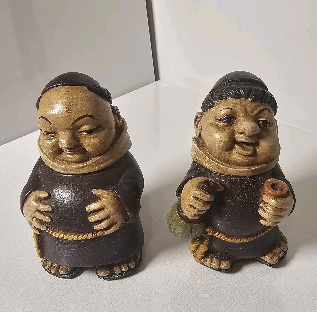 2 Vintage Monks Friar Tuck Like Figurine 3.5″ Ceramic Felt Bottom Big Belly Boys