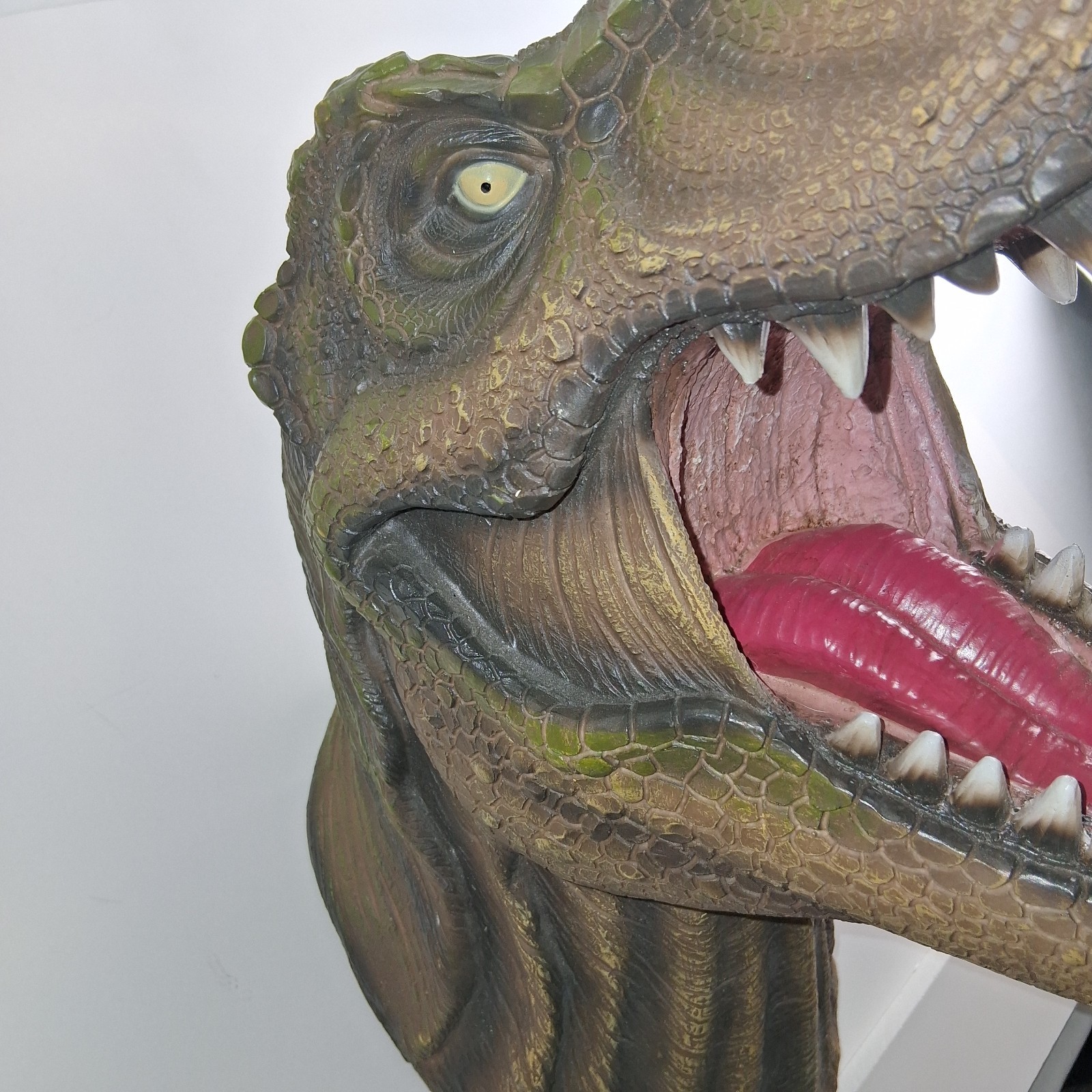 DWK Jurassic King Tyrannosaurus Rex Trex Dinosaur Head Wall Mount Decor