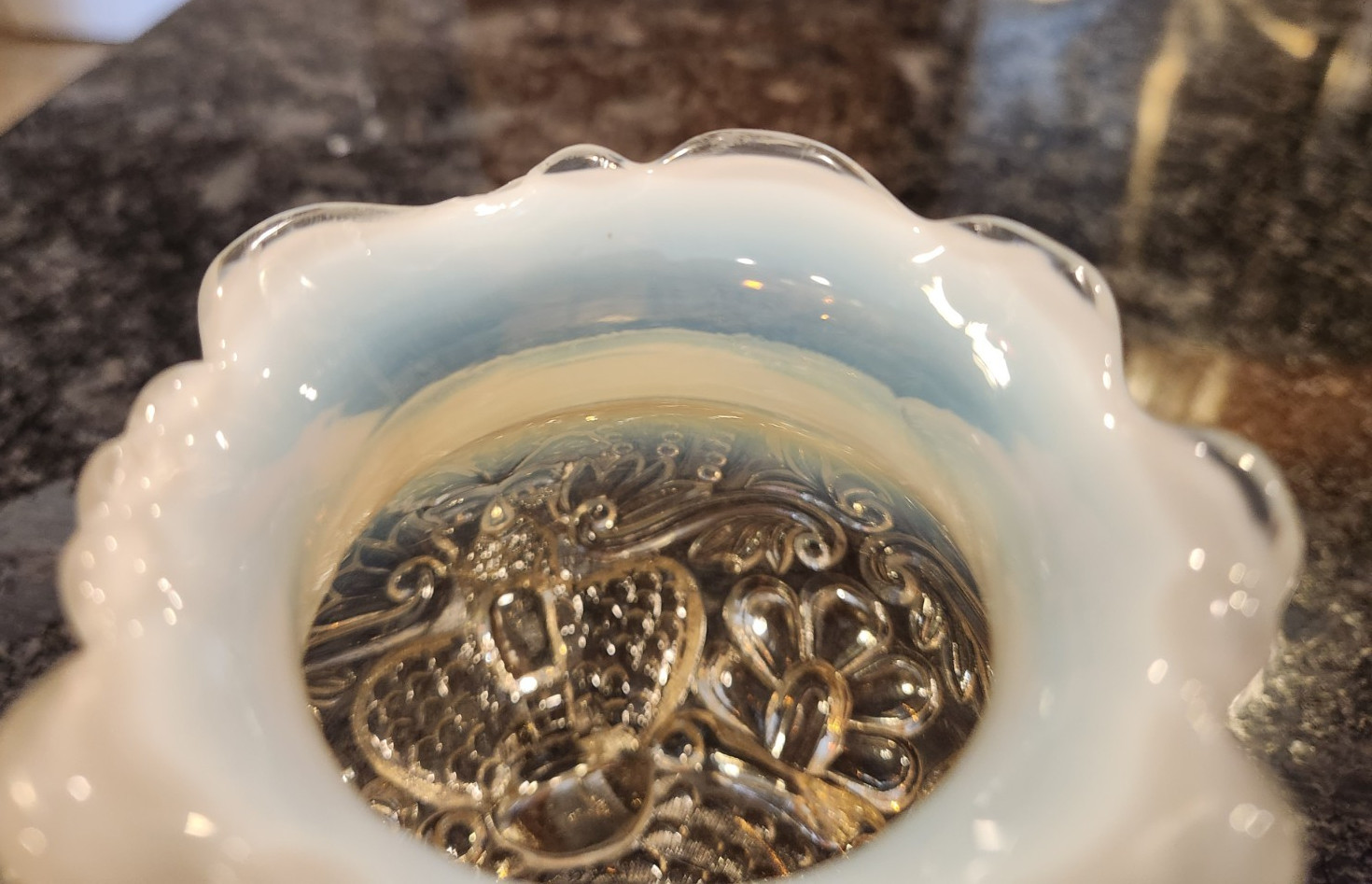 19th Century Antique Sowerby Co. Hobnail Opalescent Glass Piasa Bird Spittoon