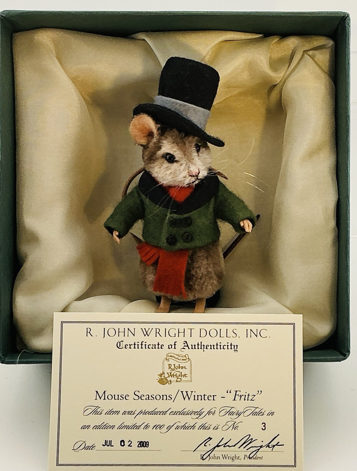 R. John Wright Limited Edition 3/100 “Fritz” 4.5” Winter Mouse With Box