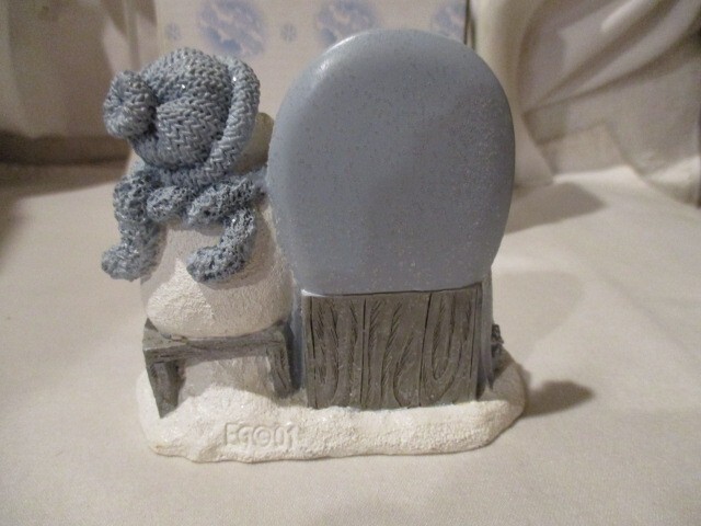 ENCORE Group Snow Buddies Figurine “Aunt Crystal Vanity Makeup” 2001 3″ T x 4″ W
