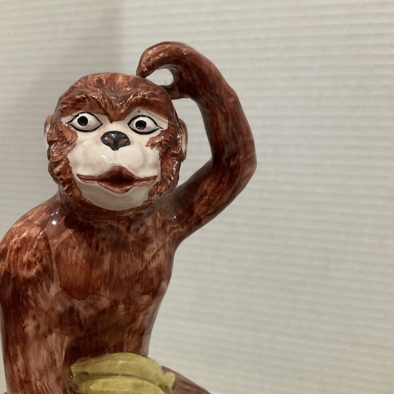 CHELSEA HOUSE CHIMPANZEE /Monkey With BANANAS PORCELAIN FIGURINE ITALY