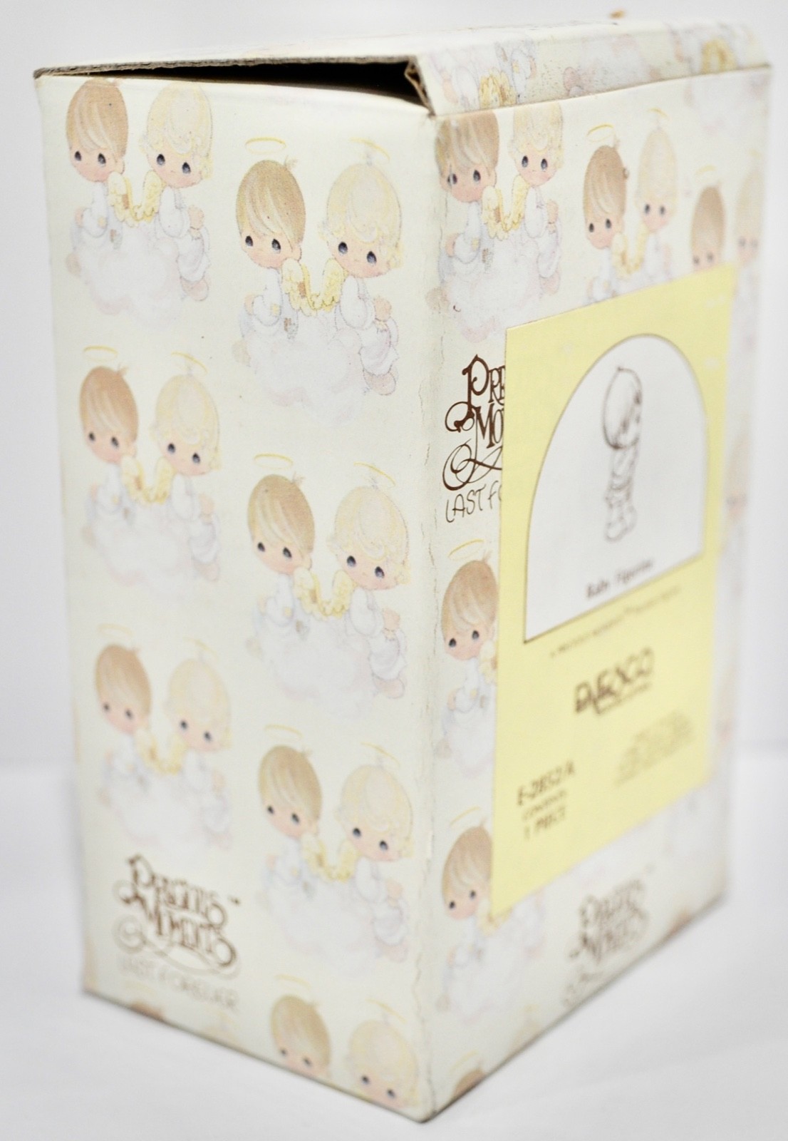 Precious Moments Little Blonde Boy In Diaper Figurine 3.75” E-2852/A New in Box