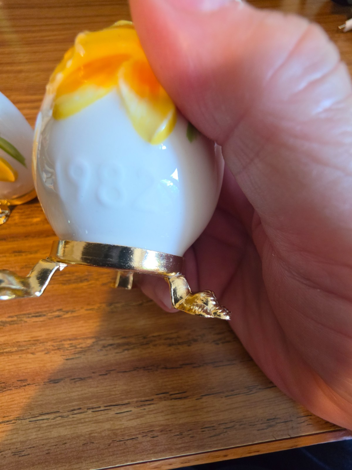 Vintage Goebel 1982 Annual Easter Egg Set of 3 Daffodil W Germany Metal Stands