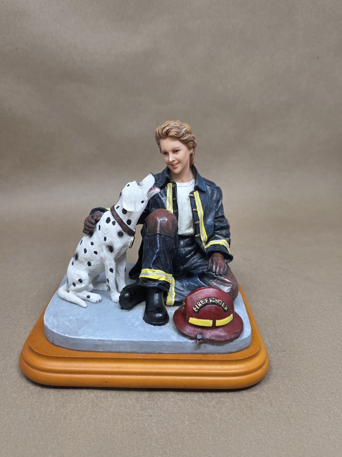 Vanmark – Red Hats of Courage – “Faithful Friend” – 1st Edition – 2002 VFM89514