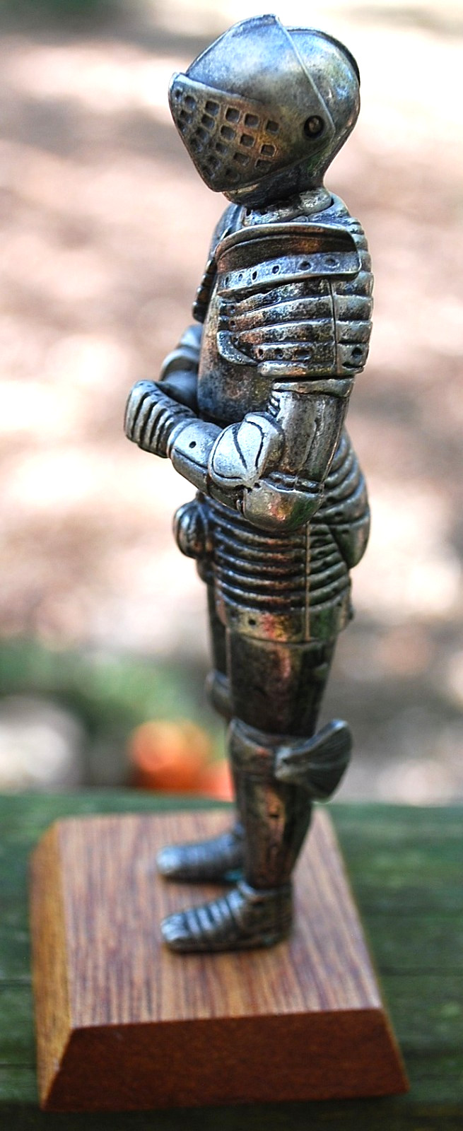 Vtg Heavy Cast Metal MEDIEVAL KNIGHT Figurine W Movable Visor DETAILED No Sword