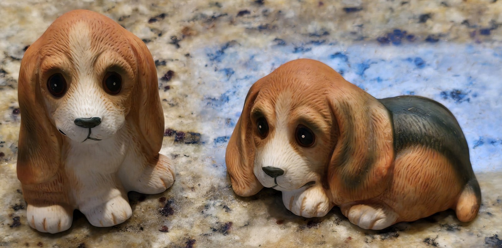3″ Dogs Home Interiors Homco 1407 Bassett Hound Puppy Dog Figurines Set of 3