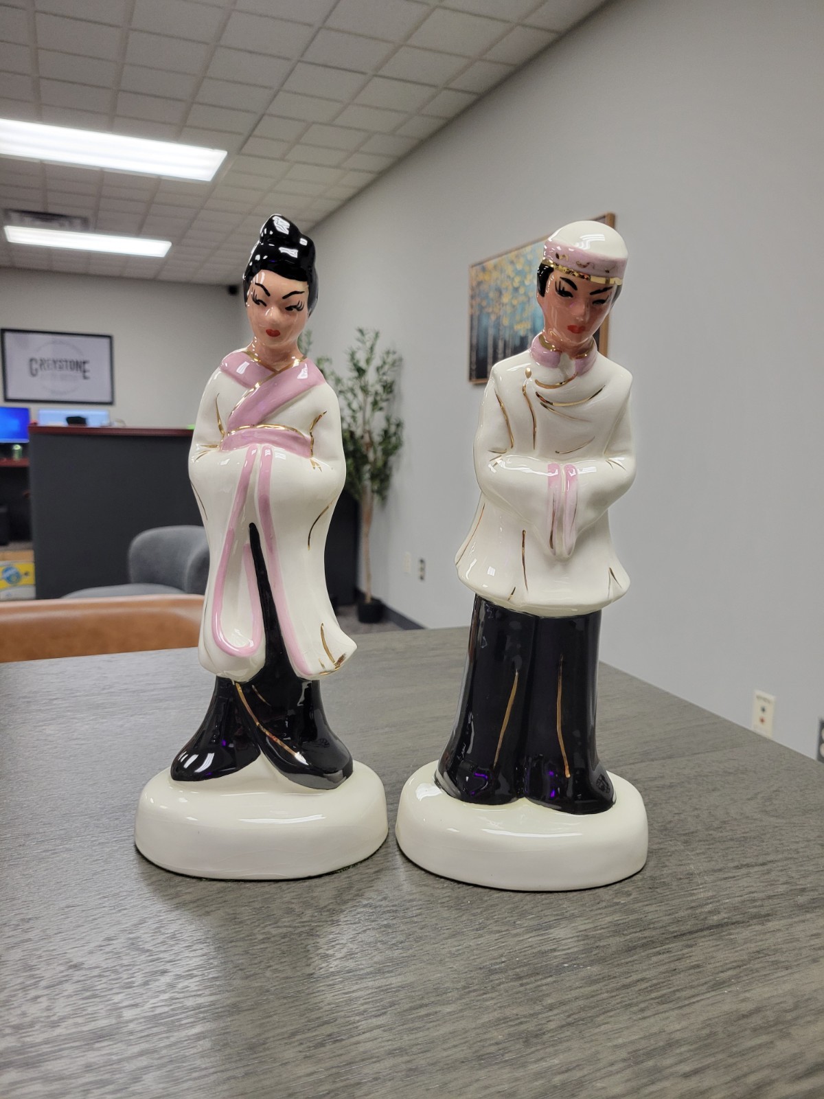 Vintage Mid-Century Modern California Pottery Hand-Painted Asian Couple – 11″