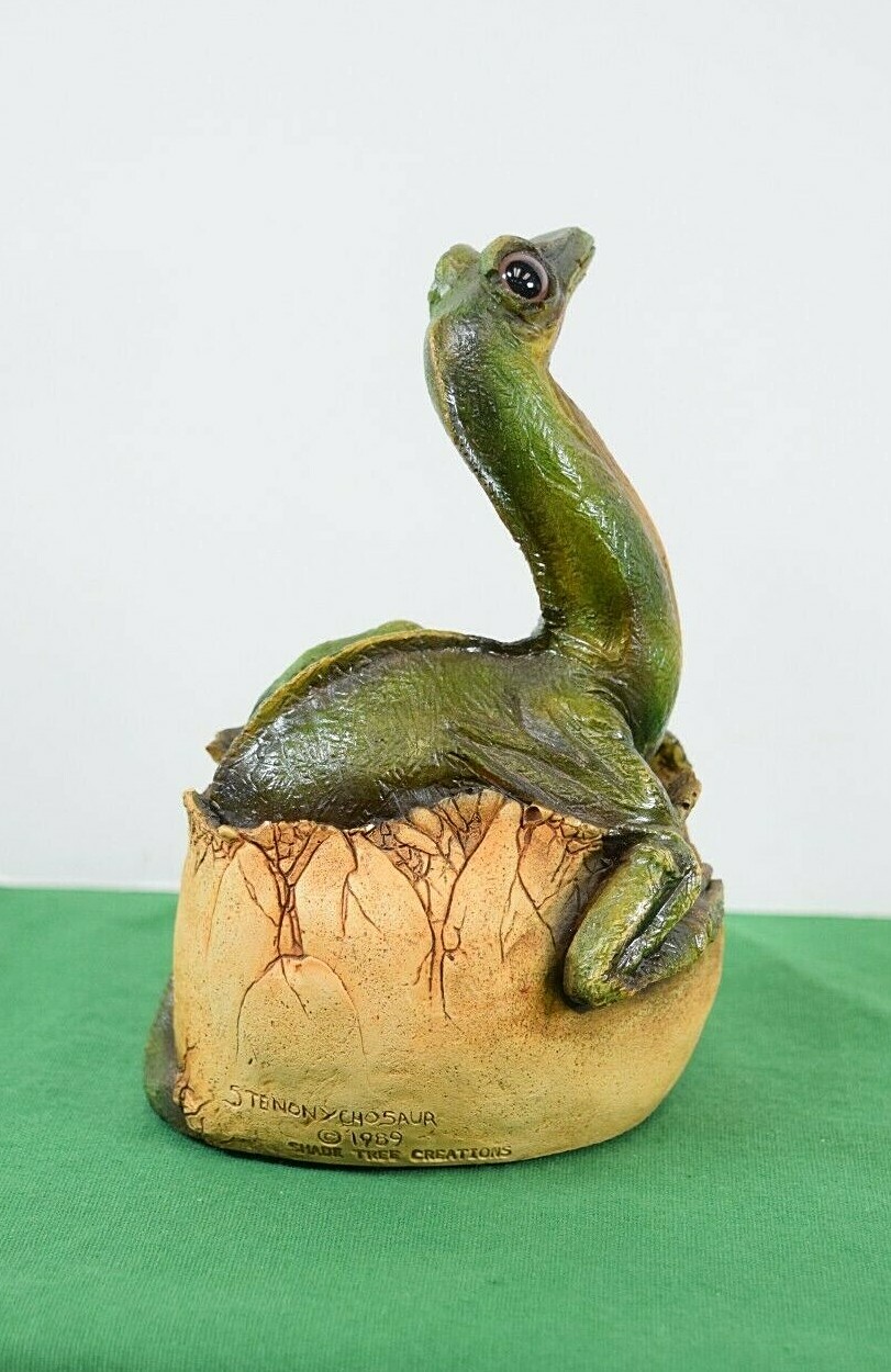 Shade Tree Creations Hatchlings Stenonychosaur Mint condition. #811