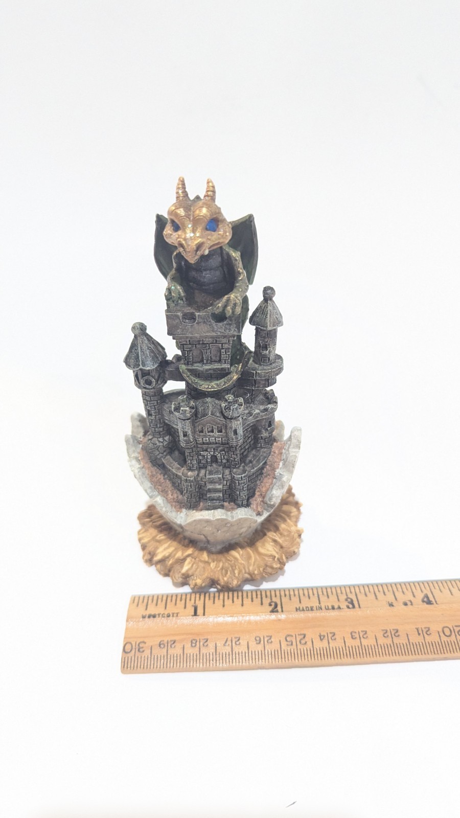 Enesco Dragon on Castle Figurine Resin Painted 3D Effect 5 in 2003