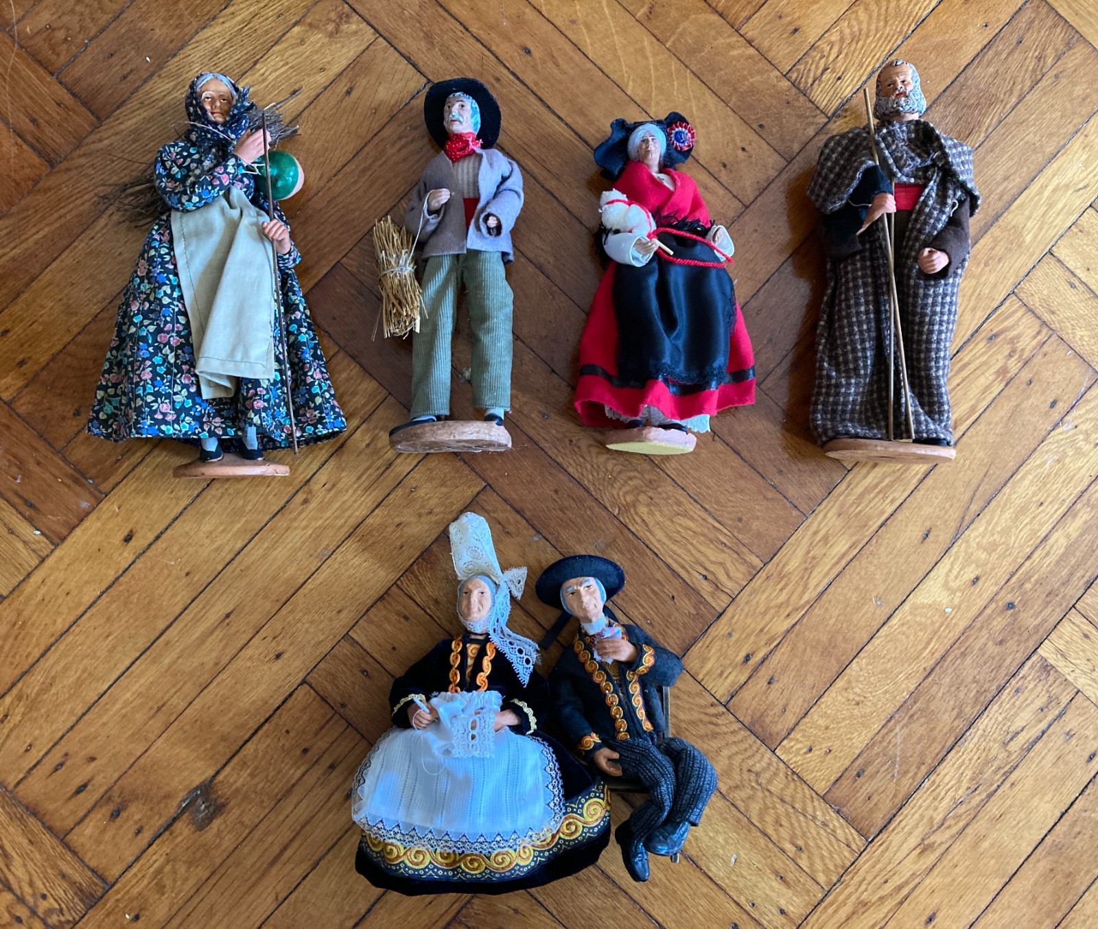 6 French Santon de Provence Terracotta Souvenir Dolls Quilted Clothing Folk Art