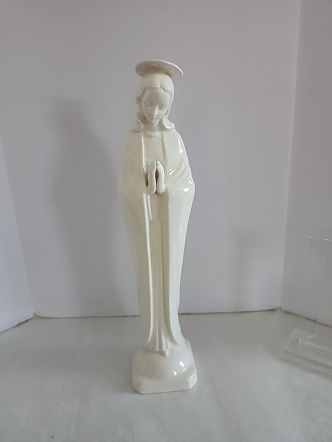 Vintage Porcelain Hummel Madonna Statue Praying Hands Beautiful 10.5″ Tall