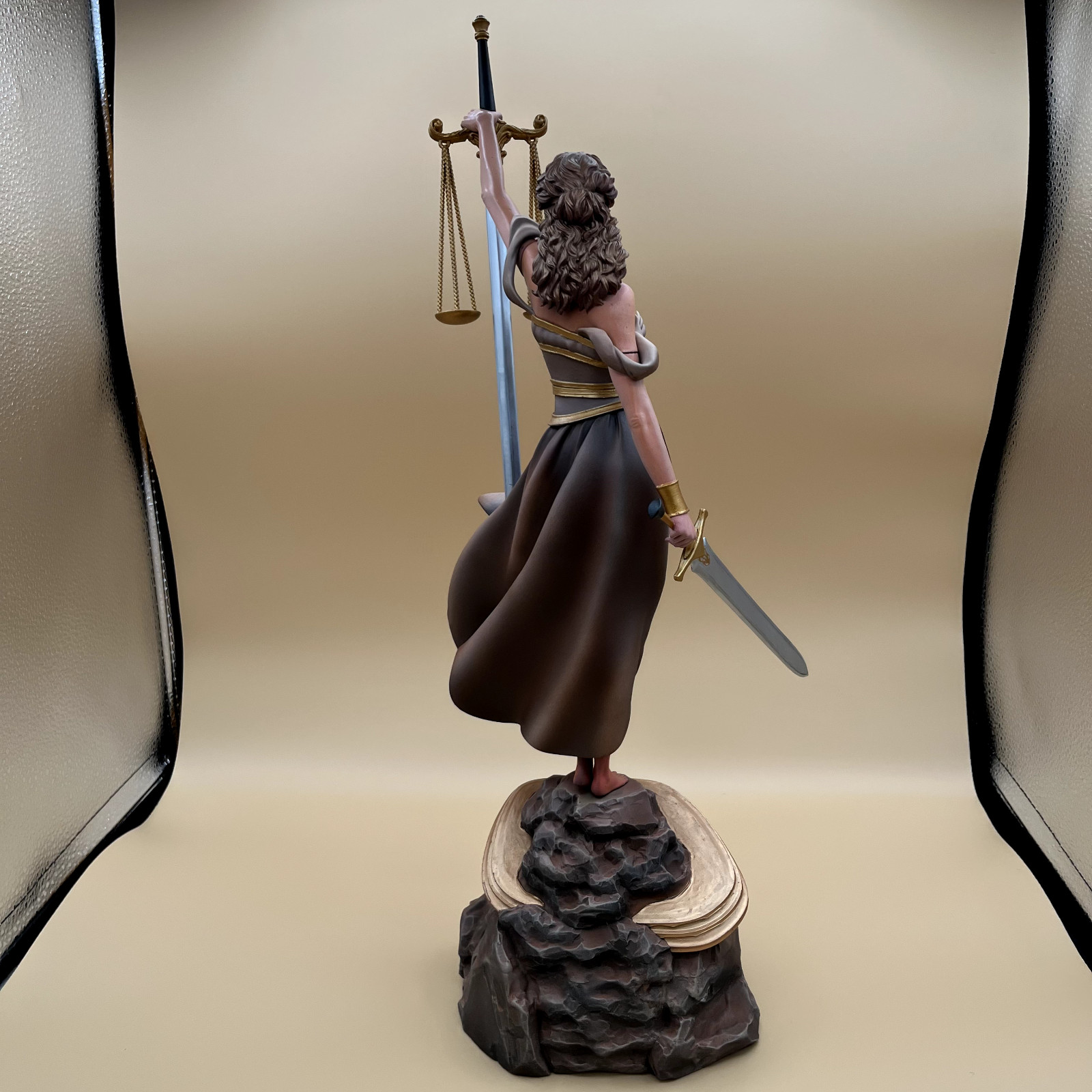 Lady Justice Statue Hand‑Painted Figurine/Statue/Model/Shelf/Room Decor