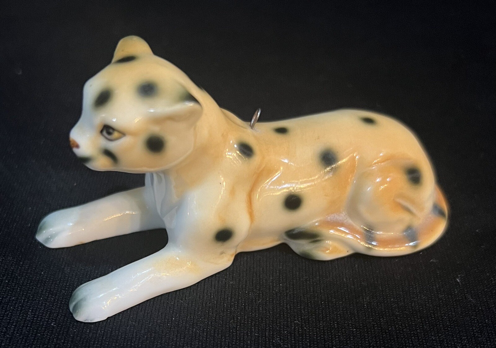 Vintage Bone China From Taiwan Cheetah Ornament. Great Condition.