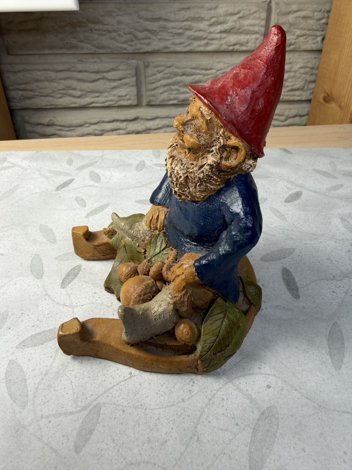 Lucky 1980 Tom Clark Gnome Figurine Sitting on Horseshoe