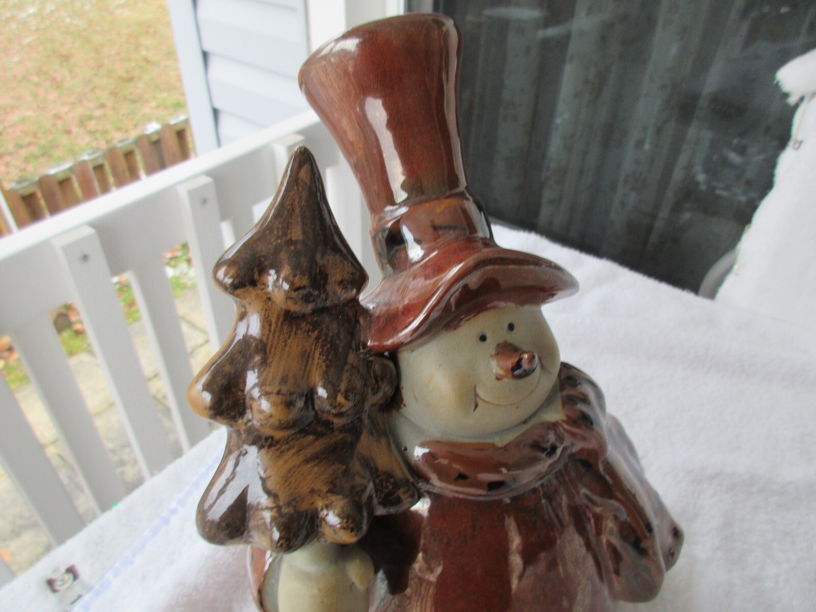 VTG Lg Christmas Statue/Figurine Art Pottery Snowman Tree Glossy Winter Decor