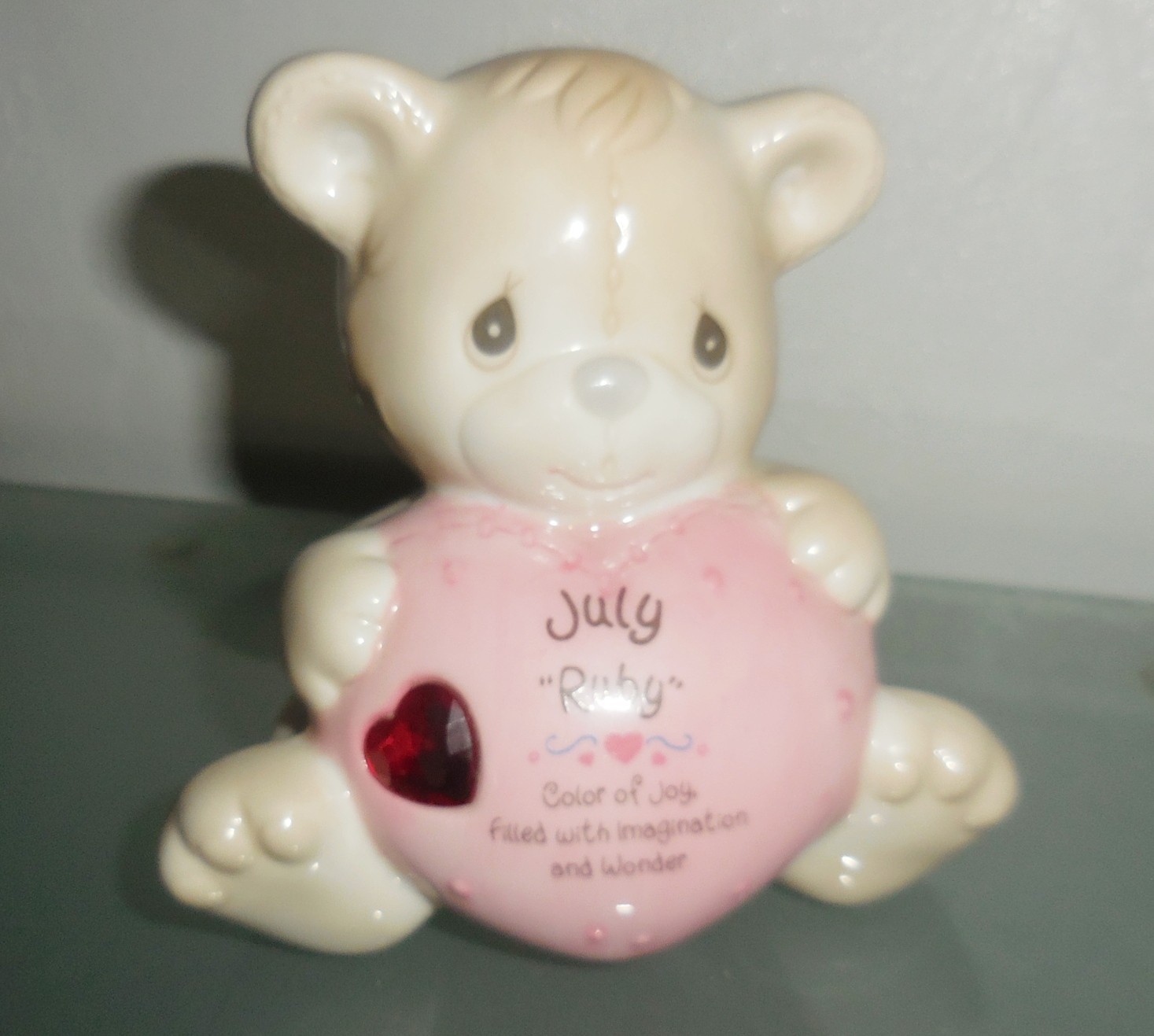 VINTAGE PORCELAIN PRECIOUS MOMENTS PIGGY BANK JULY RUBY RED HEART DESIGN