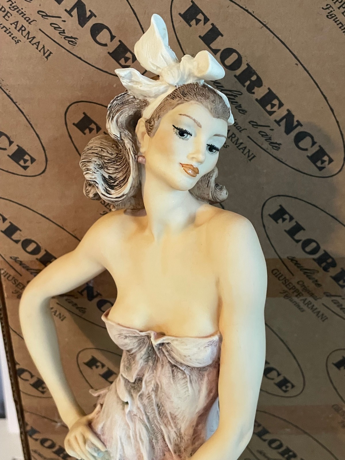 Florence by Giuseppe Armani Alessandra Limited Edition Porcelain Figurine Boxed
