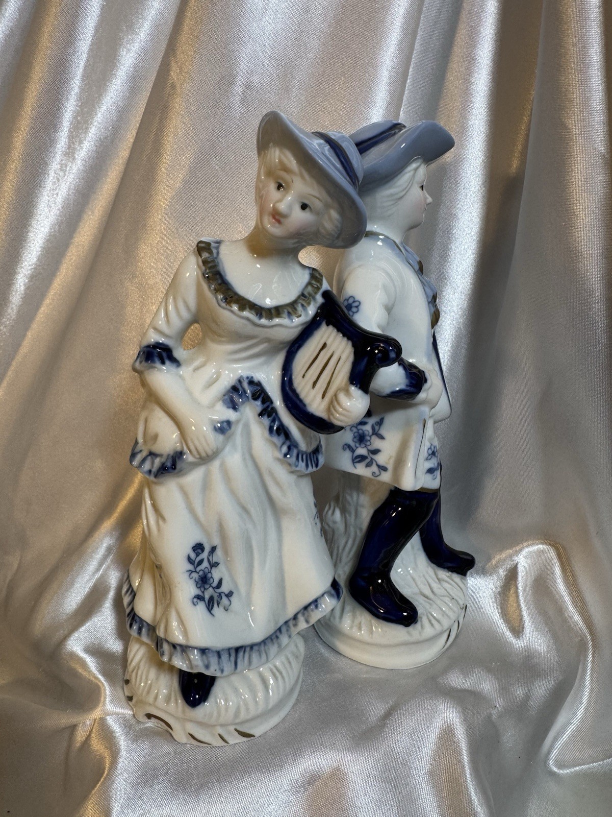 Vintage Blue & White Porcelain Colonial Man & Woman Figurine Playing Instruments
