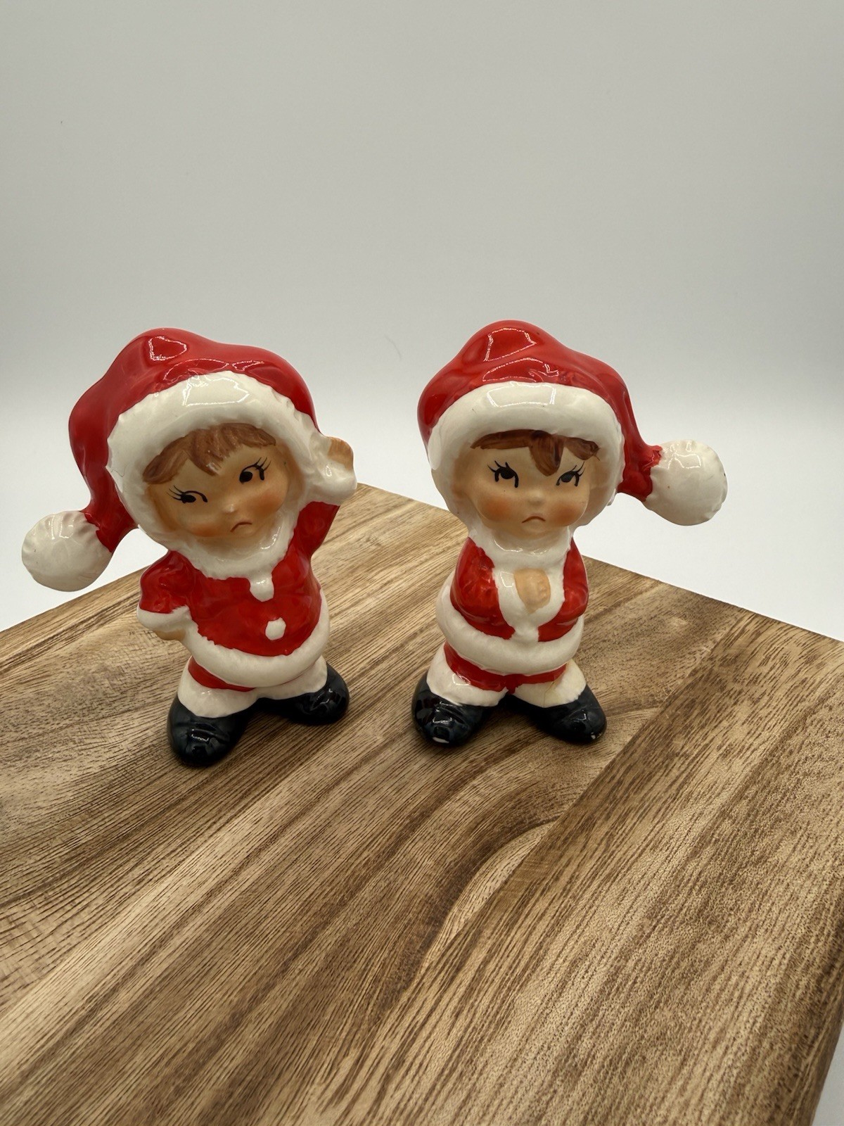 RARE Vintage Lefton Christmas Santa Elf Pixie Helpers Look so Tired Boys 5J